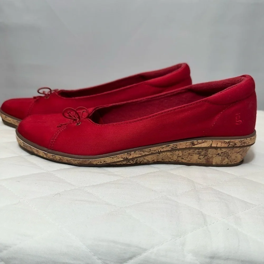 Grasshoppers Womens Size 8.5 M Wedge Cork Heel Slip On Canvas Shoes Padded Comfy